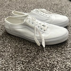 White Old Skool Vans (men’s)